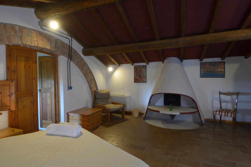 Agriturismo Borgo Del Papa Badia  Exteriér fotografie