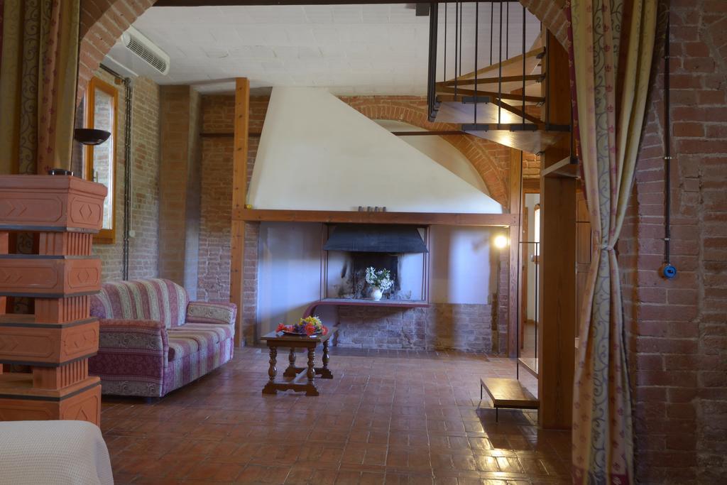 Agriturismo Borgo Del Papa Badia  Exteriér fotografie