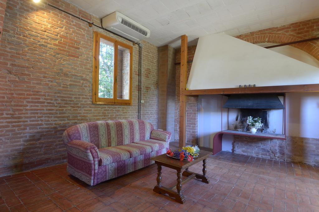 Agriturismo Borgo Del Papa Badia  Exteriér fotografie