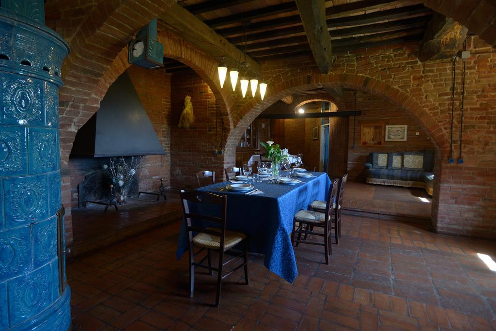 Agriturismo Borgo Del Papa Badia  Exteriér fotografie