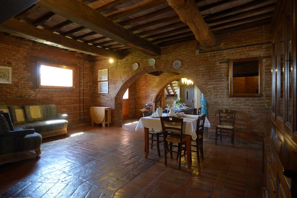 Agriturismo Borgo Del Papa Badia  Exteriér fotografie